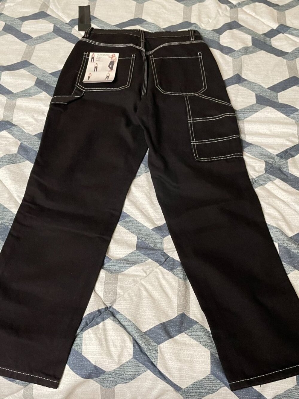 black pants - Picture 3 of 5